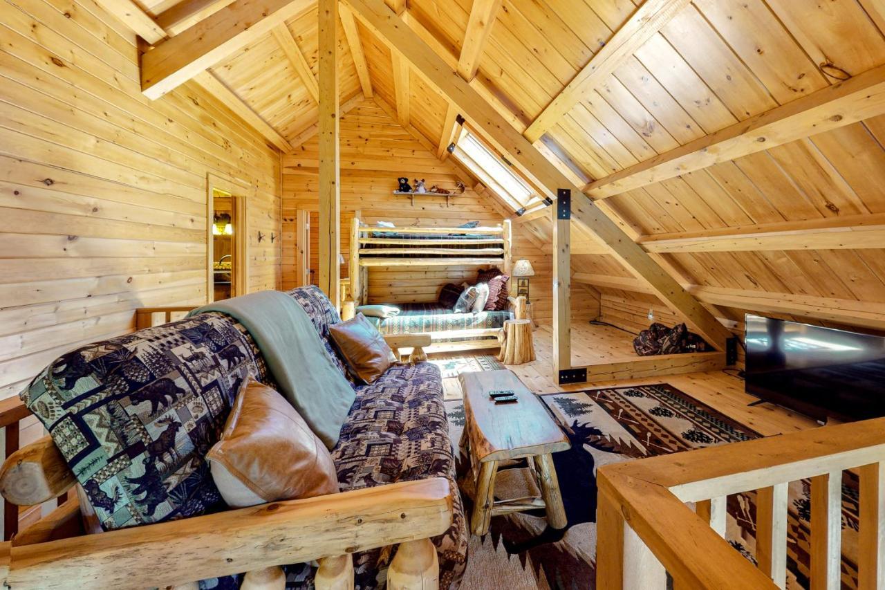 Mooseleuk Lodge The Highlands Екстер'єр фото