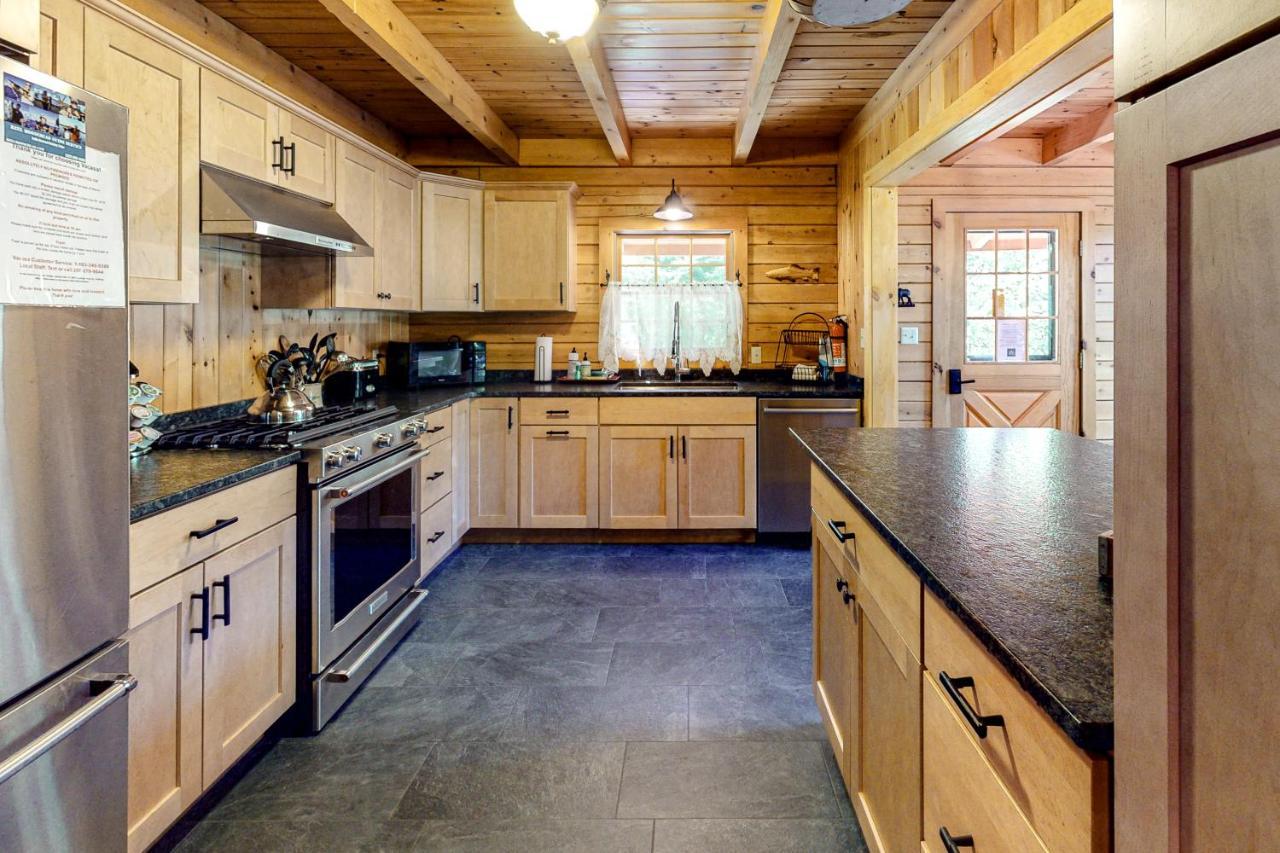 Mooseleuk Lodge The Highlands Екстер'єр фото