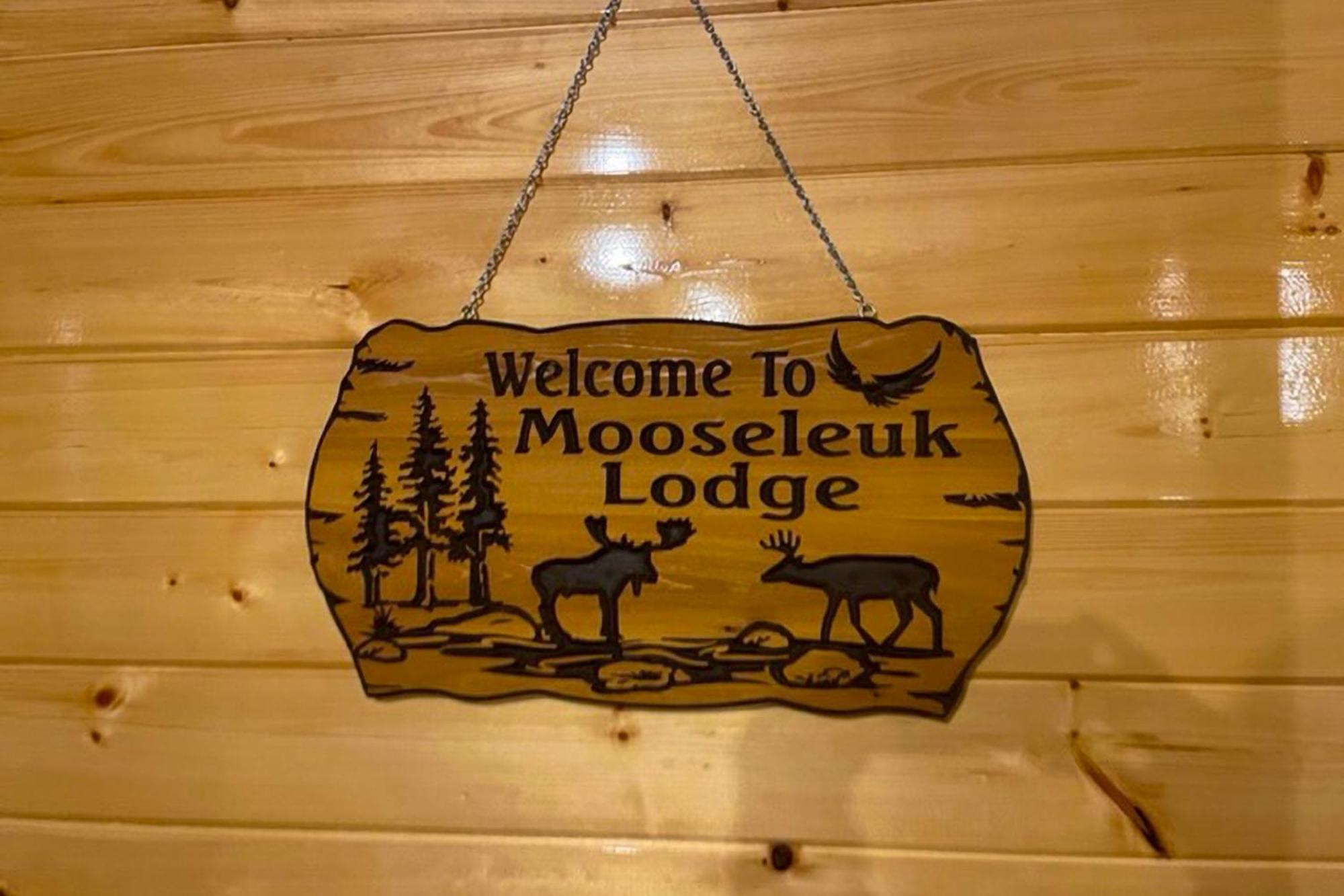 Mooseleuk Lodge The Highlands Екстер'єр фото